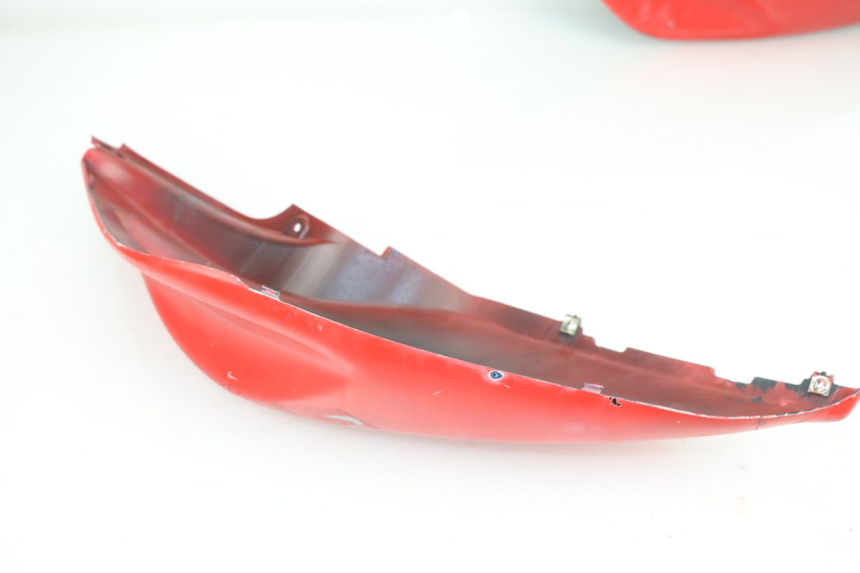 photo de CARENA POSTERIORE MBK NITRO 50 (2004 - 2008) - Stato della superficie e materiale