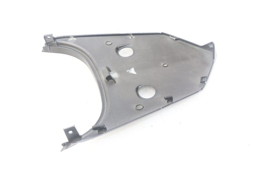 photo de CARENAGE POSTERIORE SYM ORBIT III 3 4T 50 (2018 - 2021) - Dettagli dei punti di fissaggio