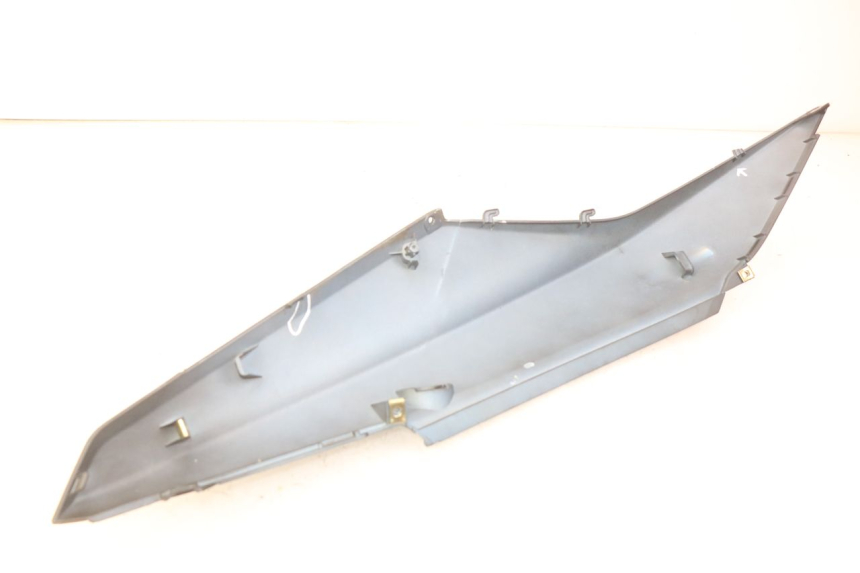 photo de CARENA POSTERIORE SYM ORBIT III 3 4T 50 (2021 - 2025) - Caratteristiche distintive