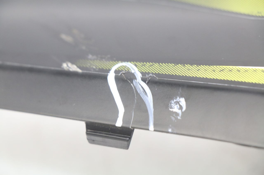 photo de CARENA POSTERIORE SYM ORBIT III 3 4T 50 (2021 - 2025) - Zoom sui componenti