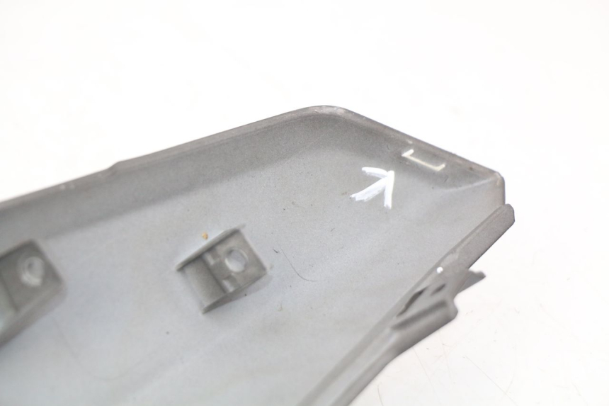 photo de CARENA POSTERIORE SYM ORBIT III 3 4T 50 (2021 - 2025) - Primo piano tecnico