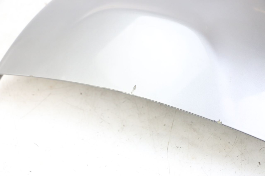 photo de Carena posteriore PIAGGIO MP3 LT 400 (2007 - 2012) - Dettagli dei punti di fissaggio