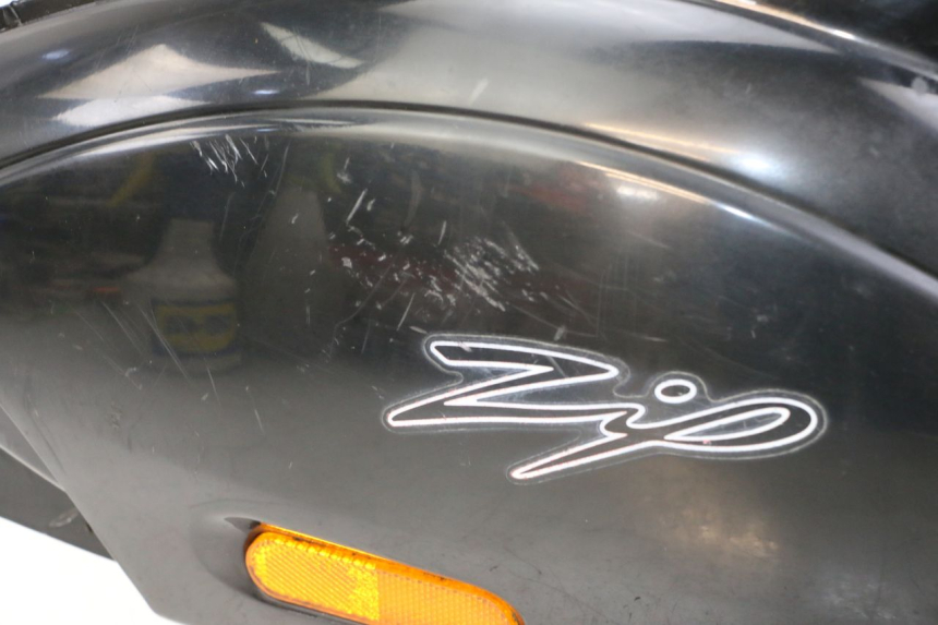 photo de CARENATURA POSTERIORE PIAGGIO ZIP 4T 50 (2018 - 2020) - Primo piano tecnico