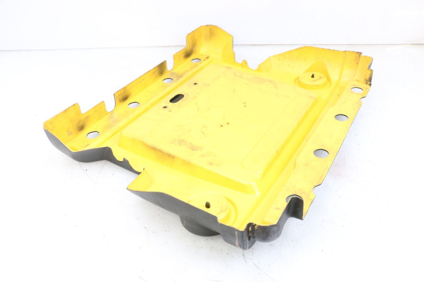 photo de CARENA POSTERIORE LIGIER PULSE 3 1 (2014 - 2020) - Stato della superficie e materiale