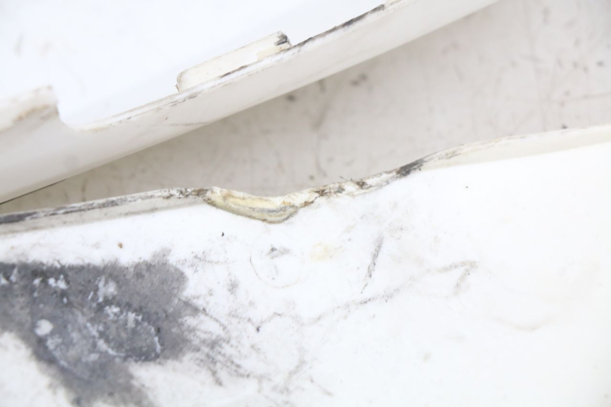 photo de CARENAGE POSTERIORE YCF R-START 125 - Altra angolazione