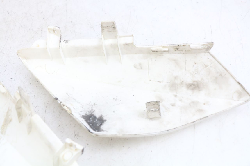 photo de CARENAGE POSTERIORE YCF R-START 125 - Vista d'insieme del prodotto