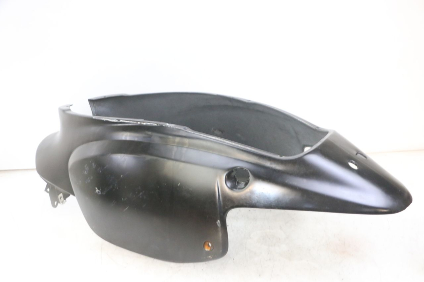 photo de CARENA POSTERIORE APRILIA RALLY AC 50 (1995 - 2004) - Primo piano tecnico