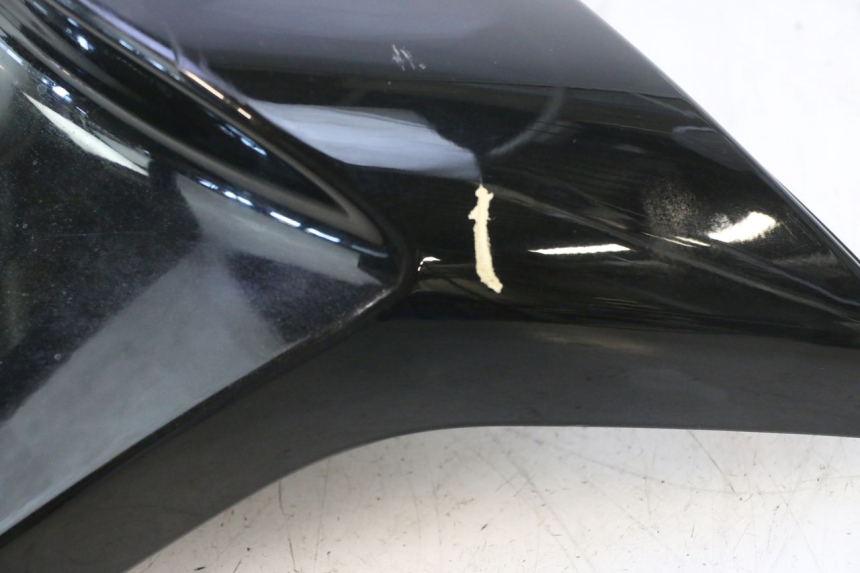 photo de CARENA POSTERIORE PEUGEOT SATELIS 125 (2013 - 2018) - Altra vista dell'articolo