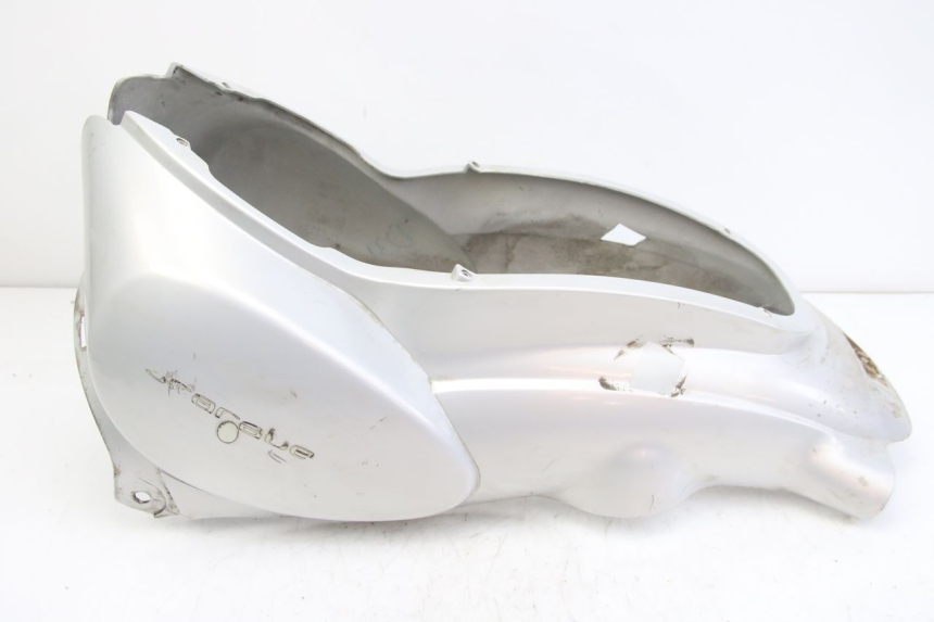 photo de CARENAGE POSTERIORE APRILIA SCARABEO 4T 50 (2009 - 2017) - Dettaglio del componente