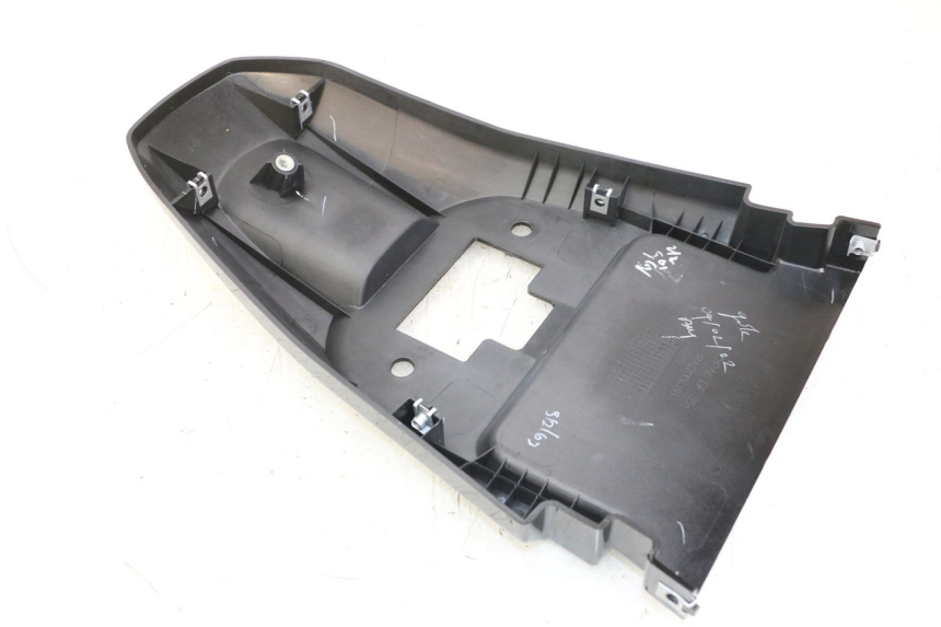 photo de CARENA POSTERIORE ROYAL ENFIELD SCRAM 411 (2022 - 2024) - Zoom sullo stato d'uso