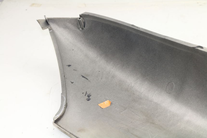 photo de Carena posteriore MBK SKYLINER 125 (2001 - 2003) - Zoom sullo stato d'uso