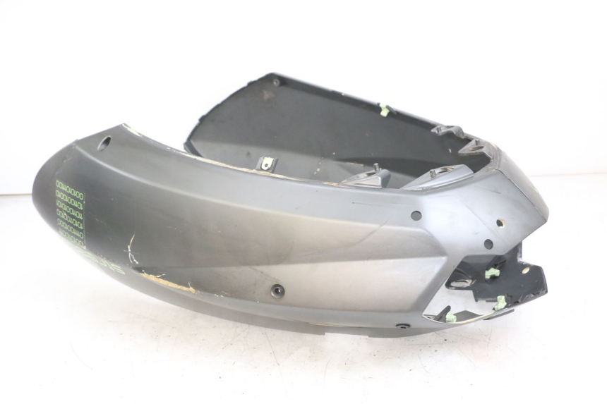 photo de CARENA POSTERIORE PEUGEOT STREETZONE I 2T 50 (2018 - 2020) - Dettaglio del componente