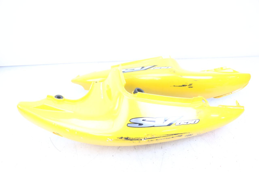 photo de CARENA POSTERIORE SUZUKI SV N 650 (1999 - 2002) - Primo piano tecnico