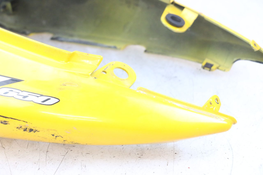 photo de CARENA POSTERIORE SUZUKI SV N 650 (1999 - 2002) - Vista d'insieme del prodotto