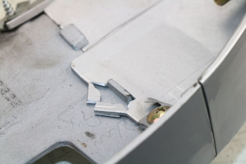 photo de Carena posteriore SYM JOYRIDE 125 (2002 - 2009) - Zoom sullo stato d'uso