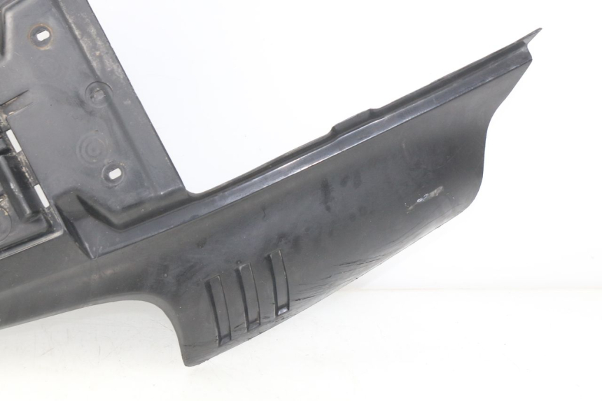 photo de Carena posteriore YAMAHA TW 125 (1998 - 2002) - Dettagli dei punti di fissaggio