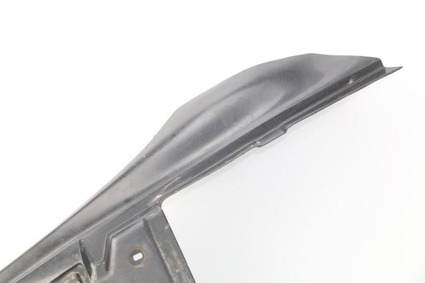 photo de Carena posteriore YAMAHA TW 125 (1998 - 2002) - Stato della superficie e materiale