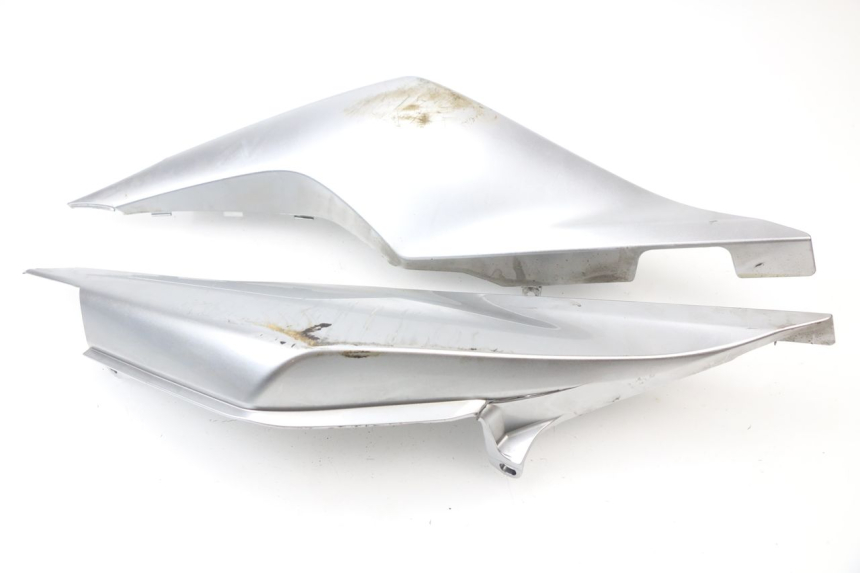 photo de CARENA POSTERIORE HONDA VFR F 1200 (2010 - 2015) - Vista principale