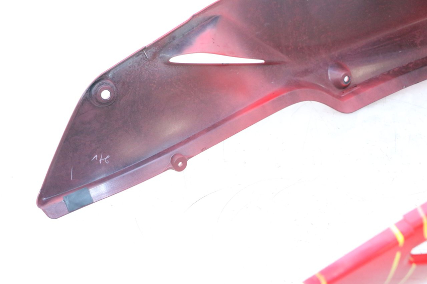 photo de CARENA POSTERIORE HONDA VFR FI RC46 800 (1998 - 2001) - Primo piano tecnico