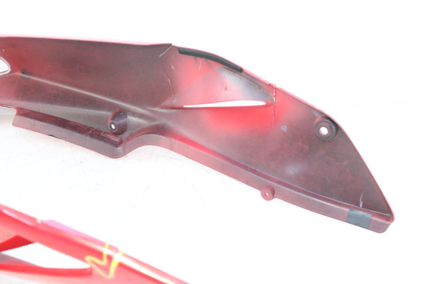 photo de CARENA POSTERIORE HONDA VFR FI RC46 800 (1998 - 2001) - Dettagli dei punti di fissaggio