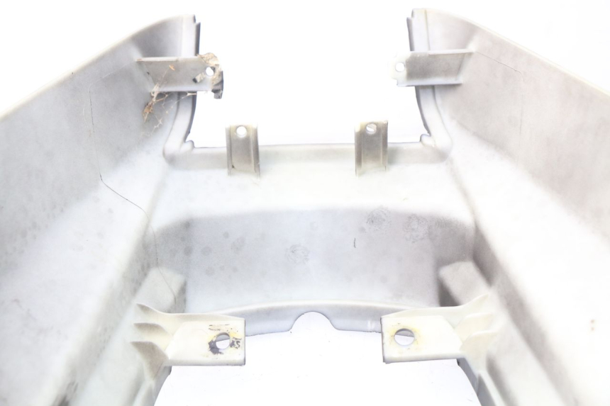 photo de Carena posteriore JM MOTORS VIPER 2T 50 (2015 - 2022) - Zoom sullo stato d'uso