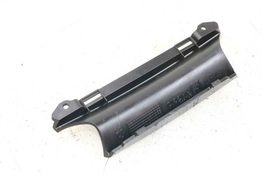 photo de CARENA POSTERIORE PIAGGIO X10 125 (2012 - 2017) - Dettaglio del componente