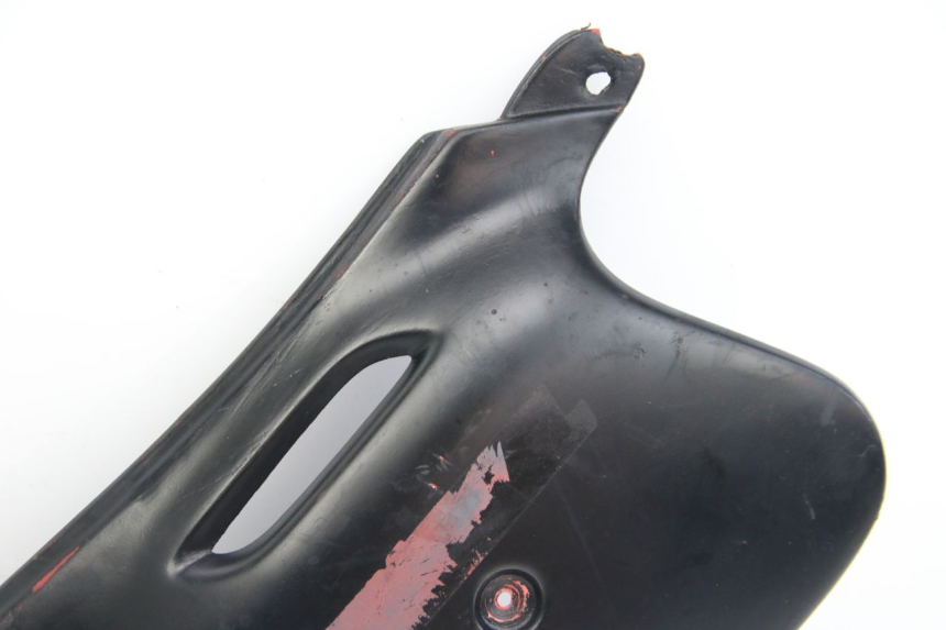 photo de CARENA POSTERIORE PEUGEOT XP6 50 (1997 - 2003) - Altra angolazione