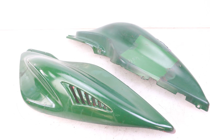 photo de CARENA POSTERIORE YAMAHA AEROX 50 (1997 - 2006) - Dettaglio del componente