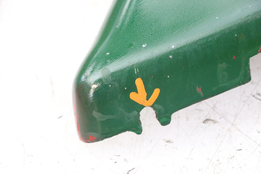 photo de CARENA POSTERIORE YAMAHA AEROX 50 (1997 - 2006) - Dettagli dei punti di fissaggio