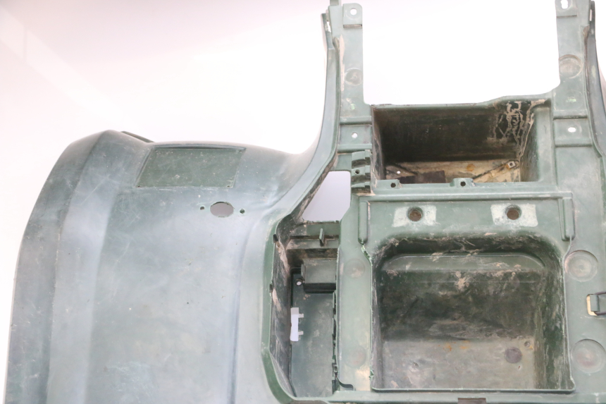 photo de CARENA POSTERIORE YAMAHA YFM BRUIN 350 (2003 - 2009) - Primo piano tecnico