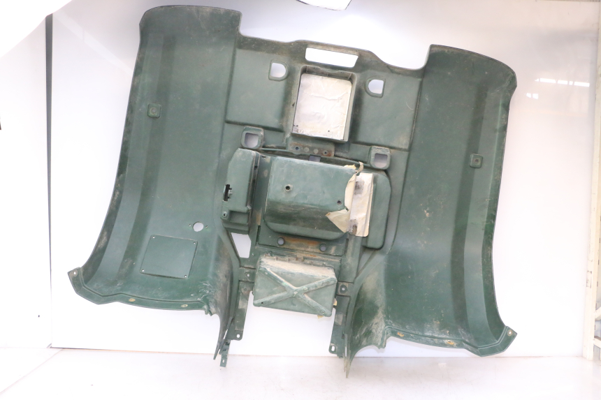 photo de CARENA POSTERIORE YAMAHA YFM BRUIN 350 (2003 - 2009) - Dettagli dei punti di fissaggio