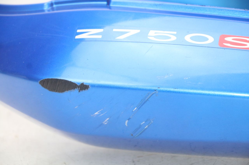 photo de CARENAGE POSTERIORE KAWASAKI Z S 750 (2003 - 2006) - Dettagli dei punti di fissaggio