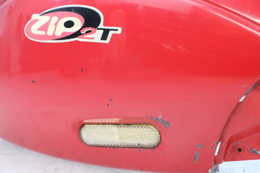 photo de CARENA POSTERIORE PIAGGIO ZIP 2T 50 (2009 - 2019) - Stato della superficie e materiale