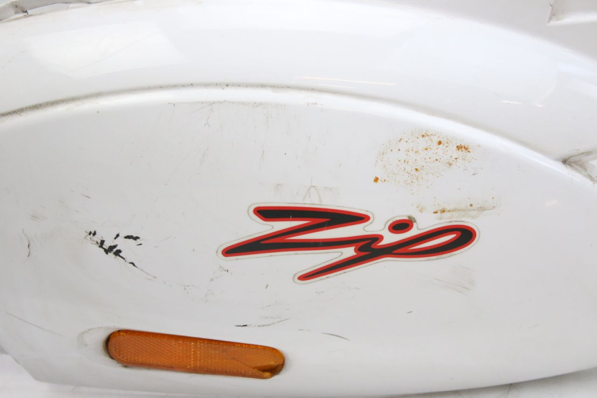 photo de CARENATURA POSTERIORE PIAGGIO ZIP 4T 50 (2018 - 2020) - Marcature e riferimenti originali