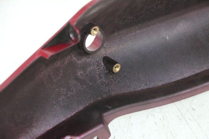 photo de CARENA POSTERIORE KAWASAKI ZR 7 750 (1999 - 2004) - Primo piano tecnico