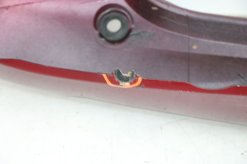 photo de CARENA POSTERIORE KAWASAKI ZR 7 750 (1999 - 2004) - Dettagli dei punti di fissaggio