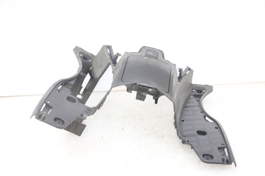 photo de SERBATOIO COPERCHIO SUZUKI BURGMAN 125 (2007 - 2014) - Stato della superficie e materiale