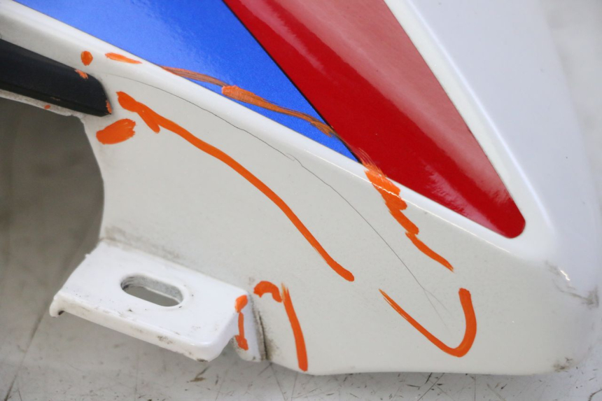 photo de SERBATOIO COPERCHIO DESTRO BMW G310 R 310 (2016 - 2020) - Altra vista dell'articolo