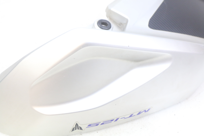 photo de CARENATURA SERBATOIO DESTRO YAMAHA MT ABS 125 (2014 - 2018) - Altra vista dell'articolo