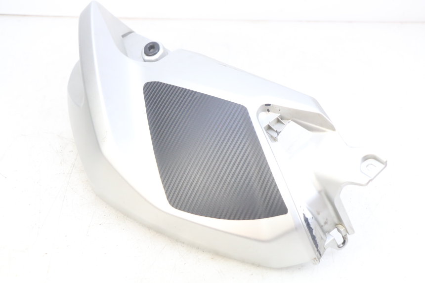 photo de CARENATURA SERBATOIO DESTRO YAMAHA MT ABS 125 (2014 - 2018) - Vista d'insieme del prodotto