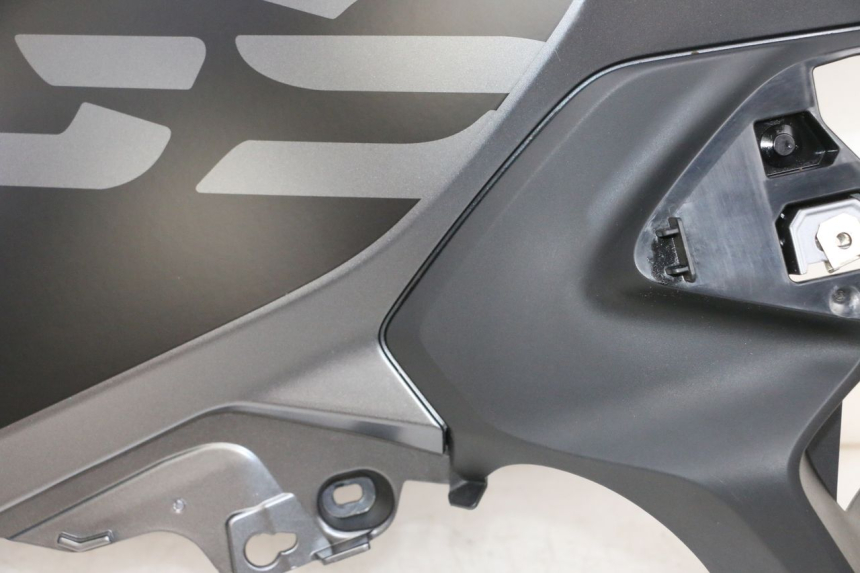 photo de SERBATOIO COPERCHIO DESTRO BMW R GS 1250 (2021 - 2024) - Zoom qualità usato