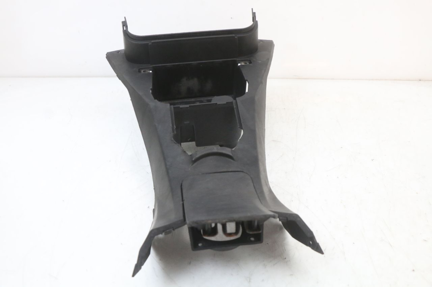 photo de SERBATOIO COPERCHIO LONGJIA EASY MAX 125 (2020 - 2024) - Dettaglio del componente