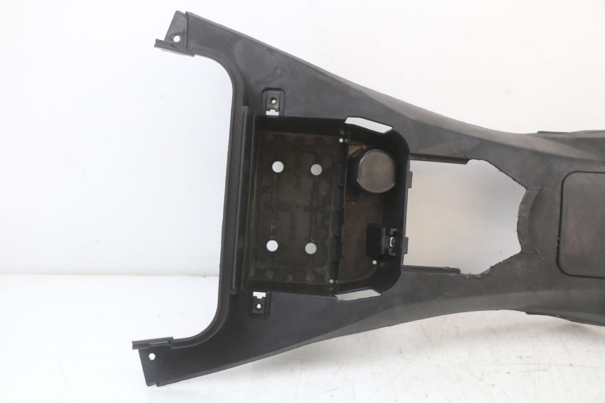 photo de SERBATOIO COPERCHIO LONGJIA EASY MAX 125 (2020 - 2024) - Zoom sullo stato d'uso