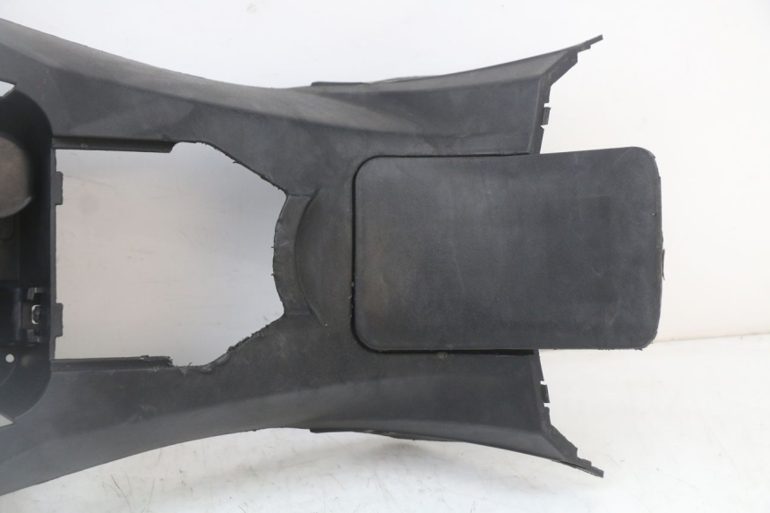 photo de SERBATOIO COPERCHIO LONGJIA EASY MAX 125 (2020 - 2024) - Altra angolazione