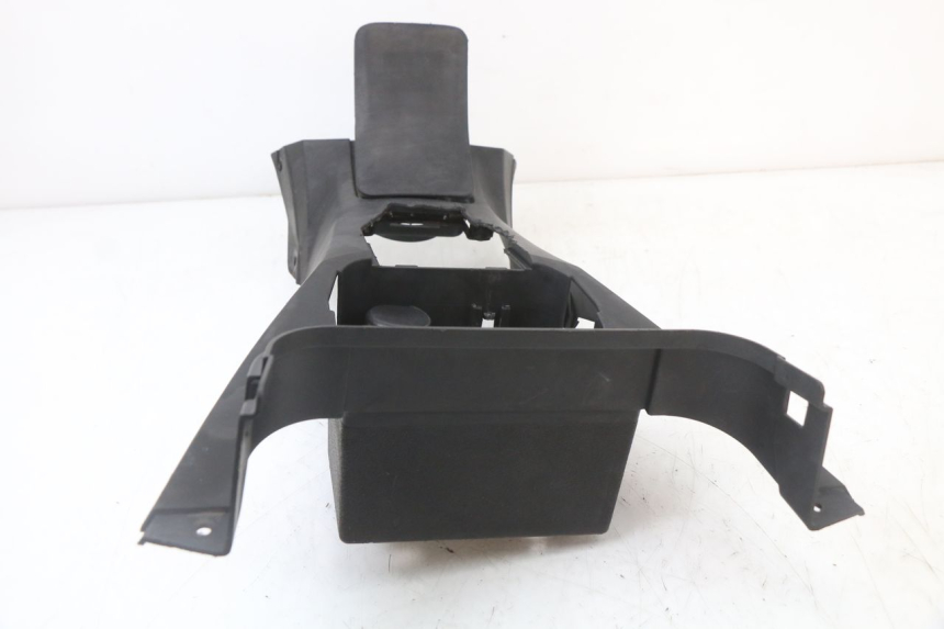 photo de SERBATOIO COPERCHIO LONGJIA EASY MAX 125 (2020 - 2024) - Marcature e riferimenti originali