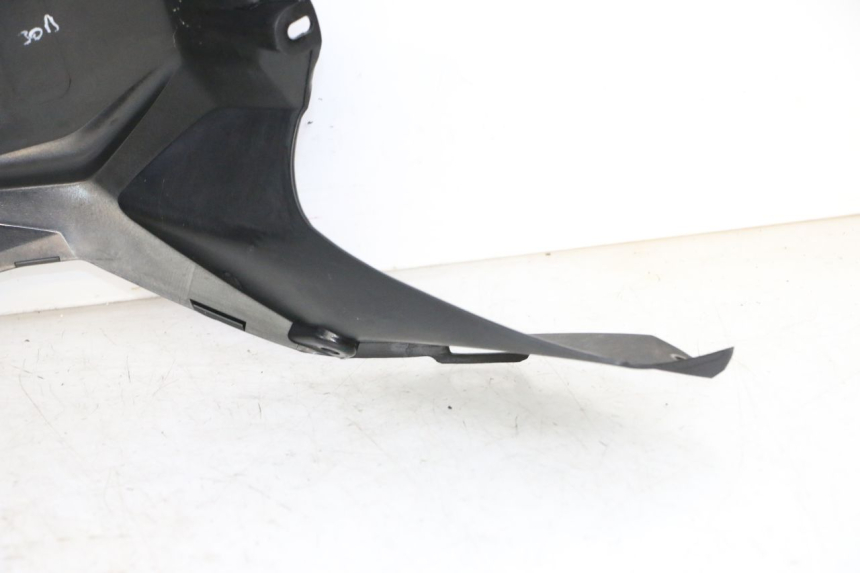 photo de SERBATOIO COPERCHIO BMW G310 R 310 (2016 - 2020) - Marcature e riferimenti originali