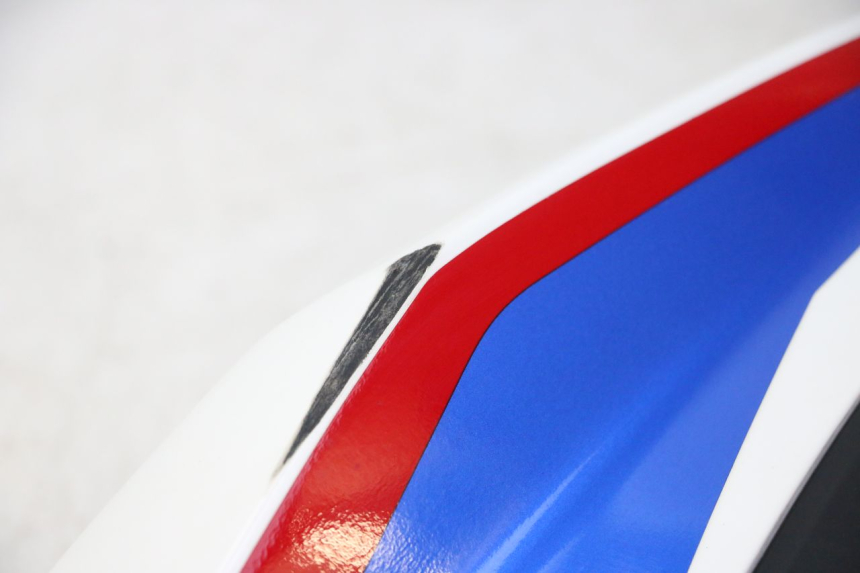 photo de SERBATOIO COPERCHIO SINISTRO BMW G310 R 310 (2016 - 2020) - Zoom sui componenti