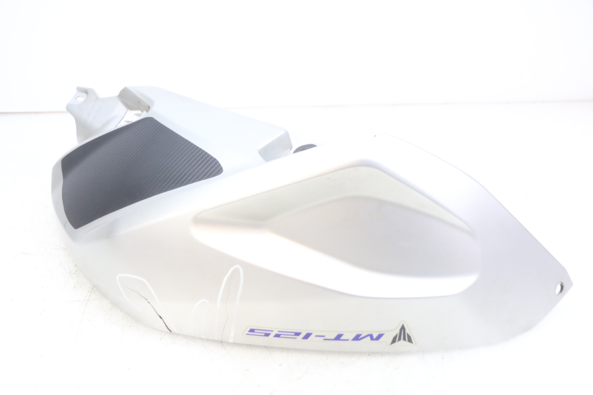 photo de CARENATURA SERBATOIO SINISTRO YAMAHA MT ABS 125 (2014 - 2018) - Primo piano tecnico