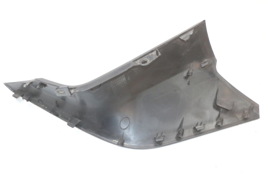 photo de SERBATOIO COPERCHIO SINISTRO YAMAHA XMAX X-MAX ABS 125 (2017 - 2020) - Zoom sullo stato d'uso