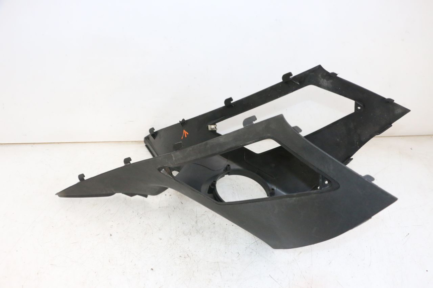 photo de SERBATOIO COPERCHIO GILERA NEXUS 300 (2008 - 2013) - Altra angolazione